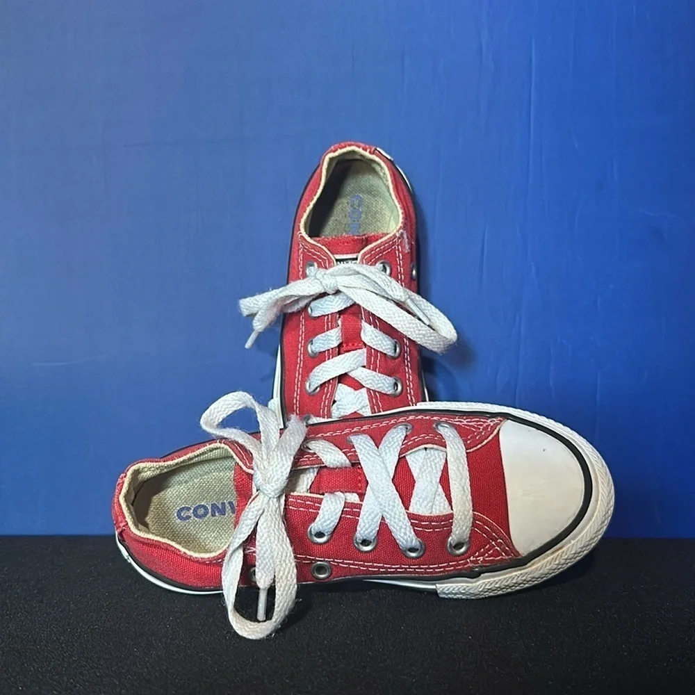 Converse Chuck Taylor All Star Red Low Top Kids Boy Girl Size  Canvas Size 1.5